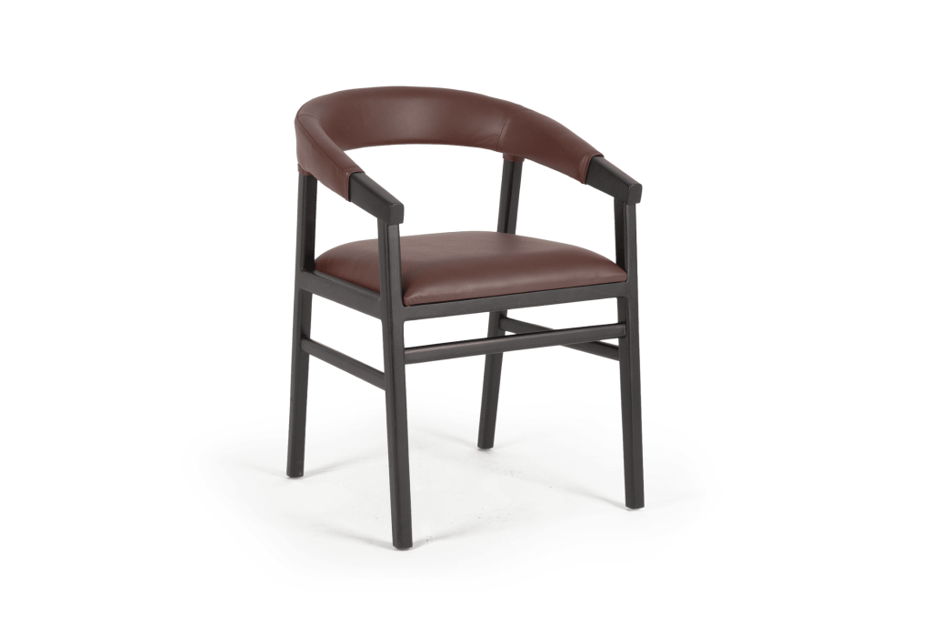 CH 47. OSCAR Chair Charlotte Leather Angle