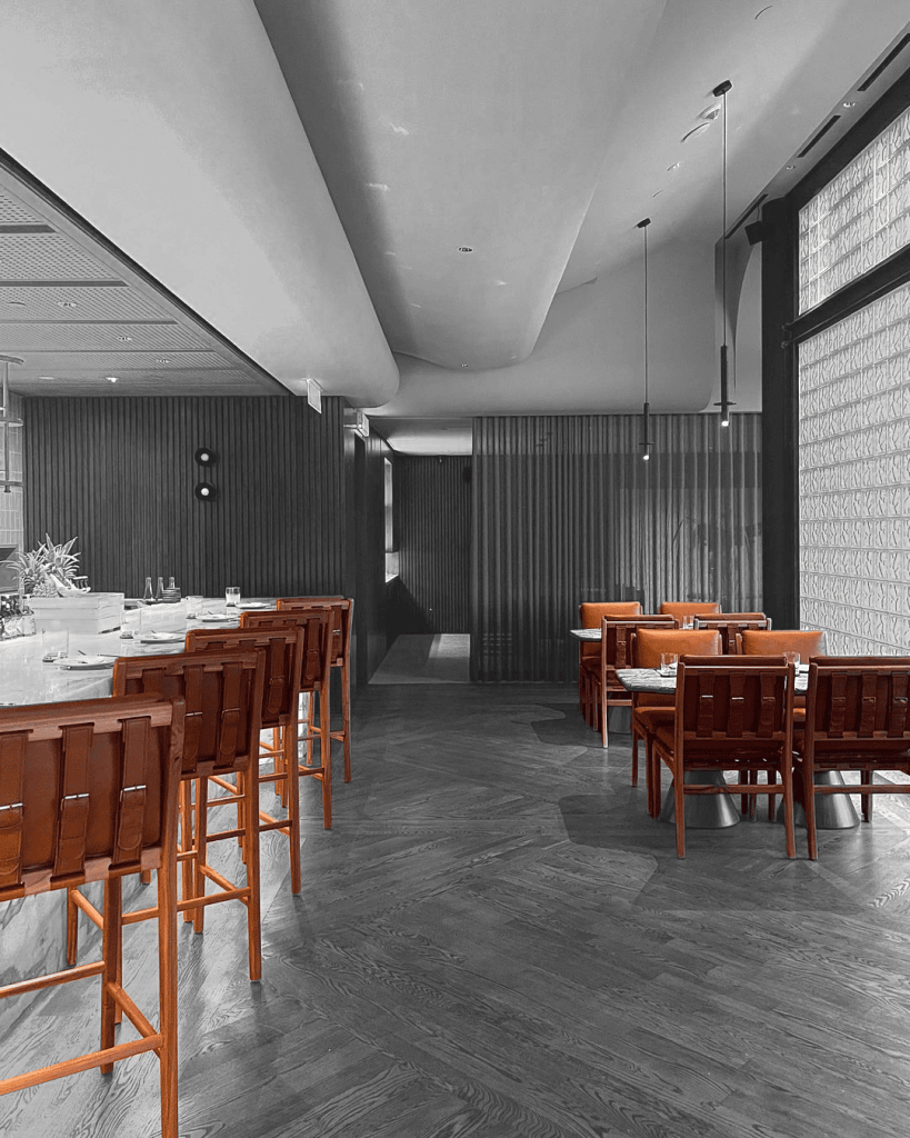 Custom Stools chairs Yellow Fin