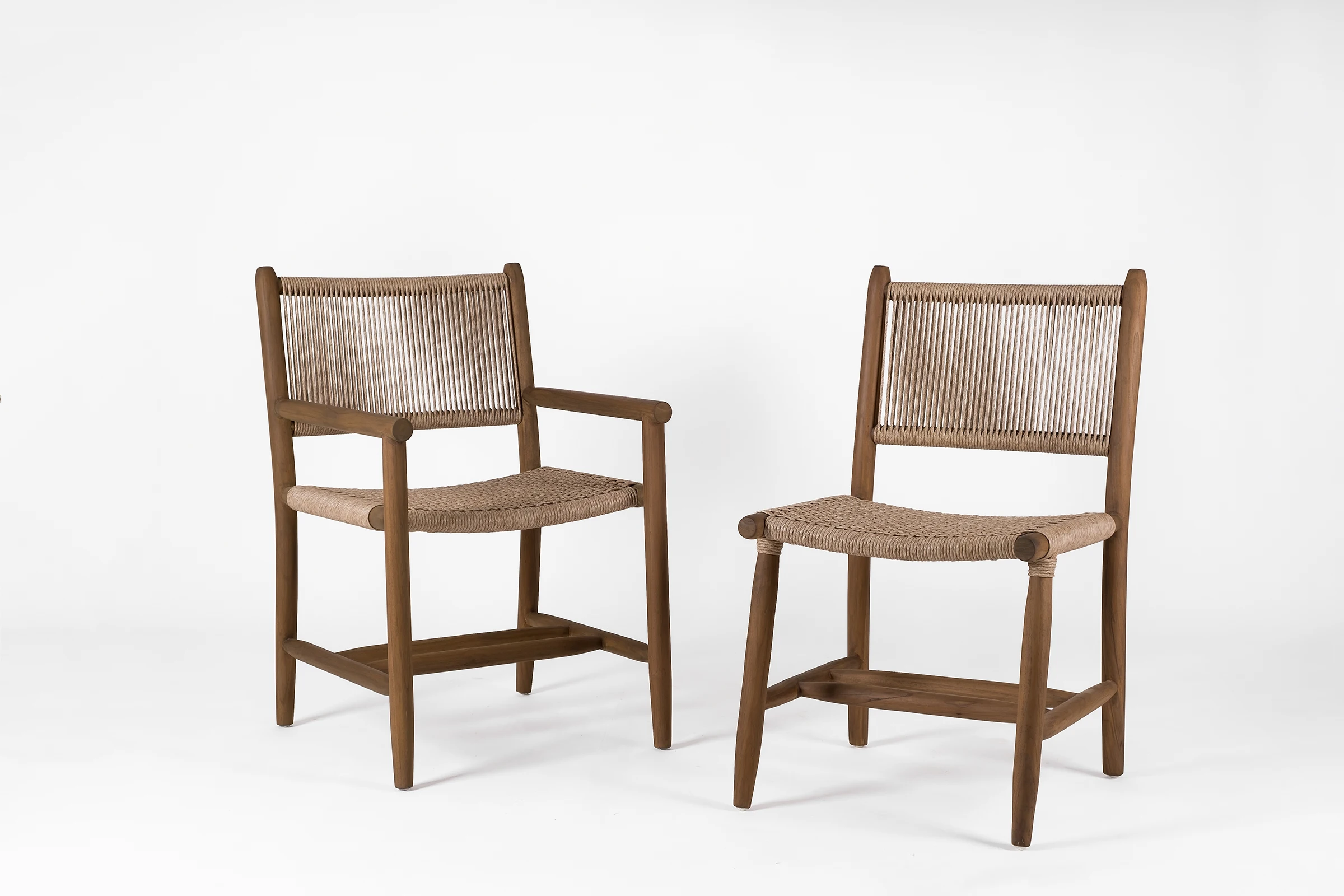 Tabu-Design-CH110-CORENNE-Chair-teak-loom-ambiance1