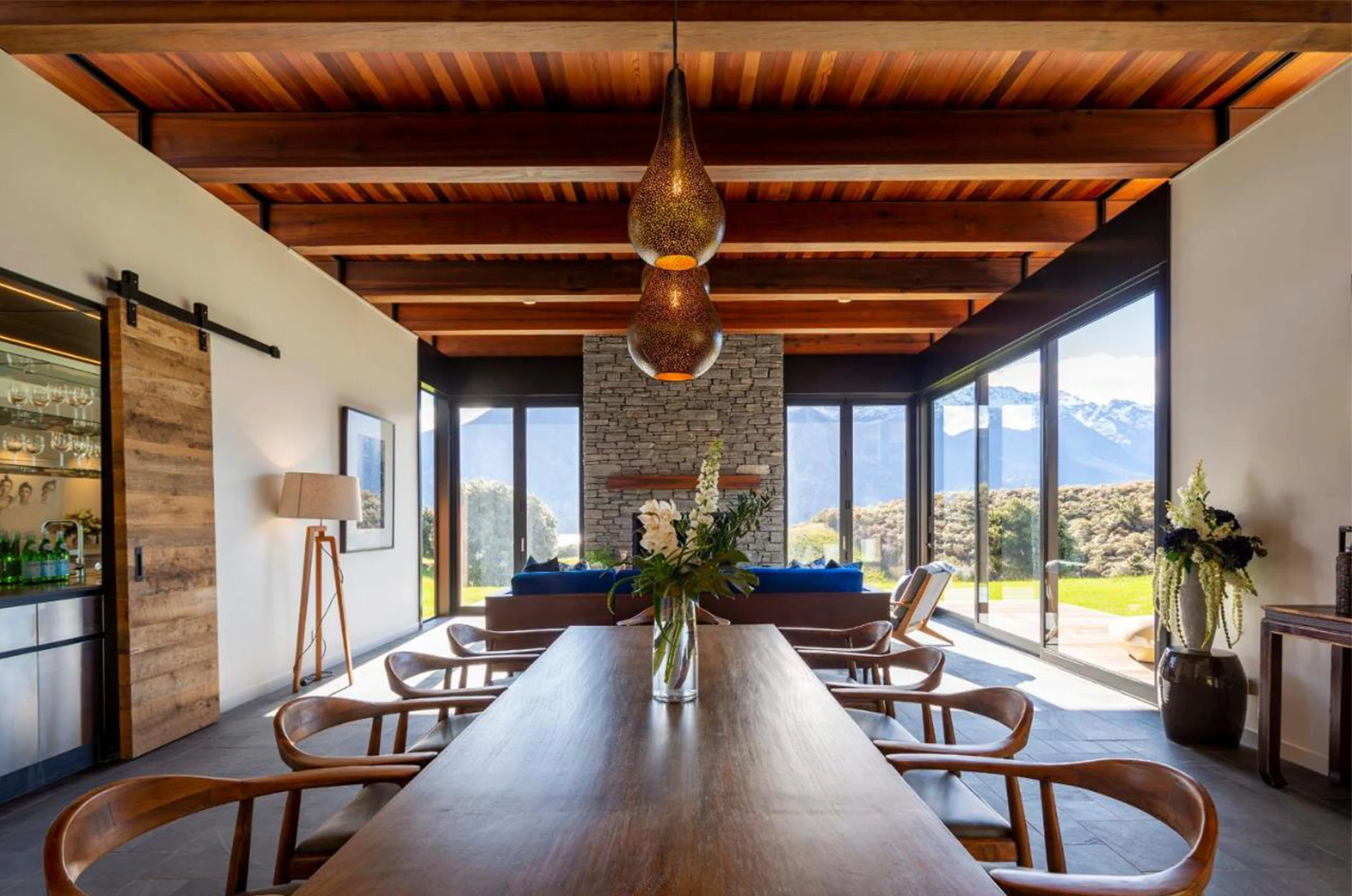 Tabu-Design-CH144-ERIK-Chair-Teak-Ambiance3