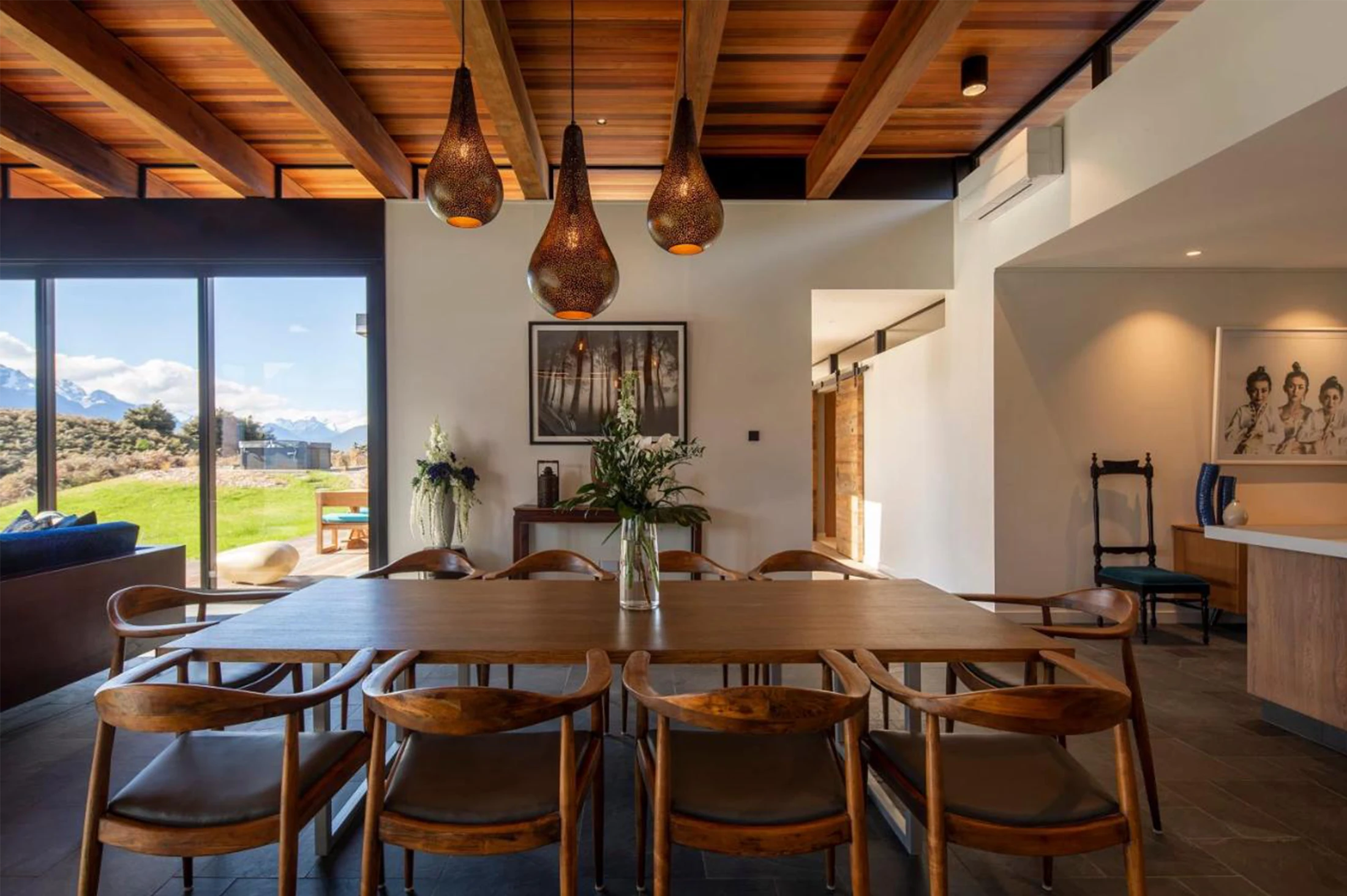 Tabu-Design-CH144-ERIK-Chair-Teak-Ambiance4