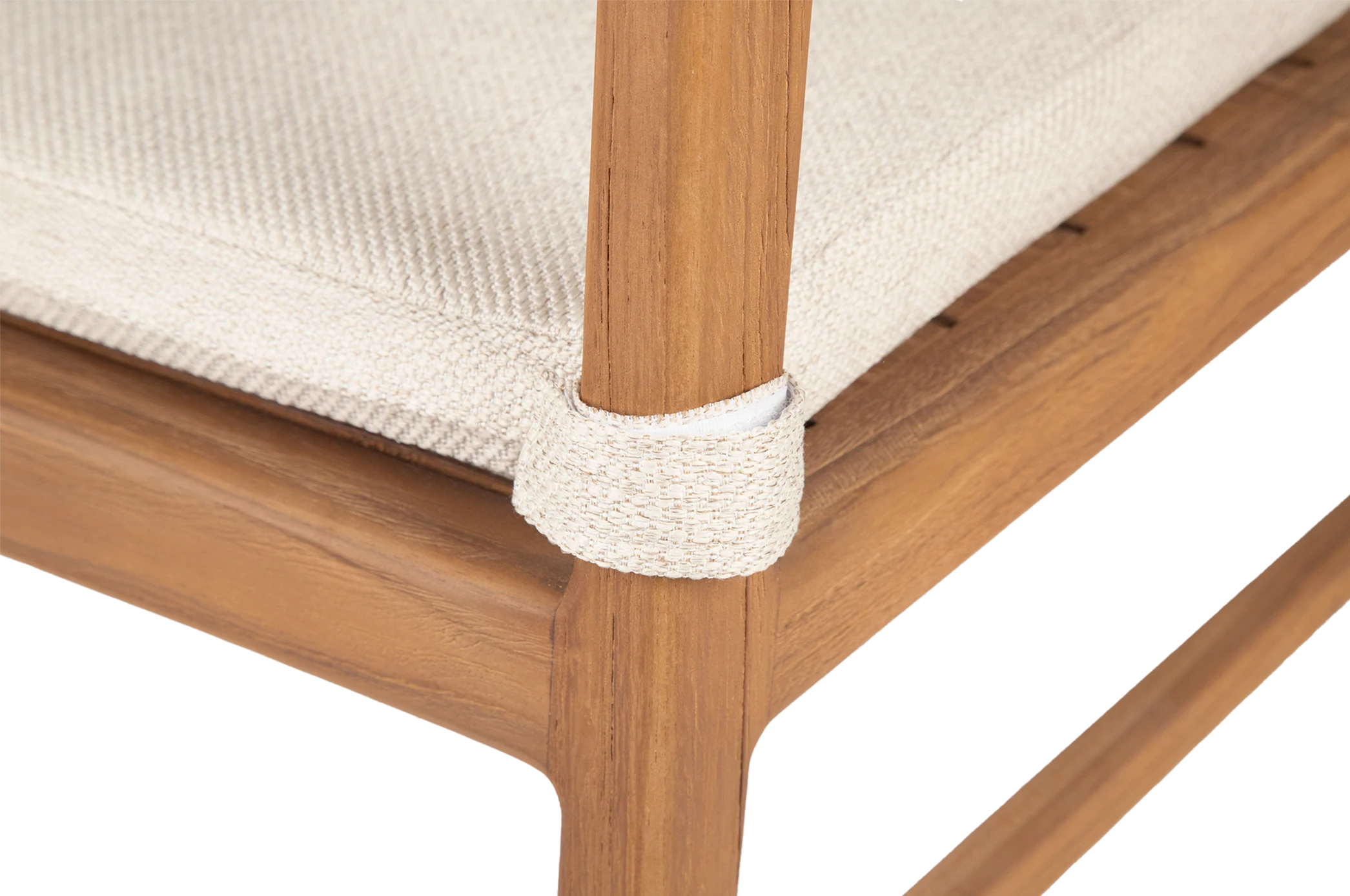 Tabu-Design-CH47A-OSCAR-Chair-Teak-white-cushion-4