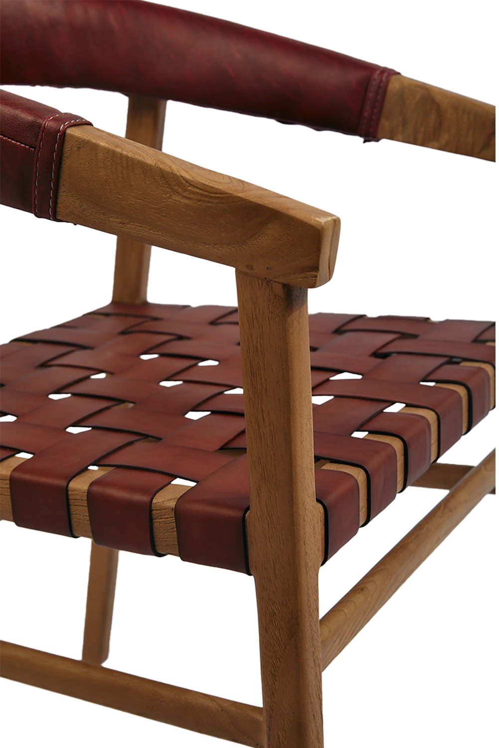 Tabu-Design-CH47L-OSCAR-Chair-Wood-Charlotte-Woven-Leather-backrest-closeup