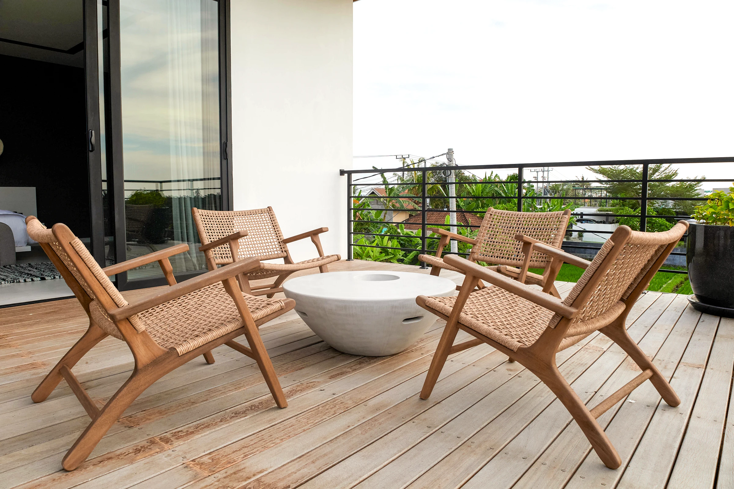 Tabu-Design-CHL28-BALI-Lounge-Chair-Teak-Loom-ambiance