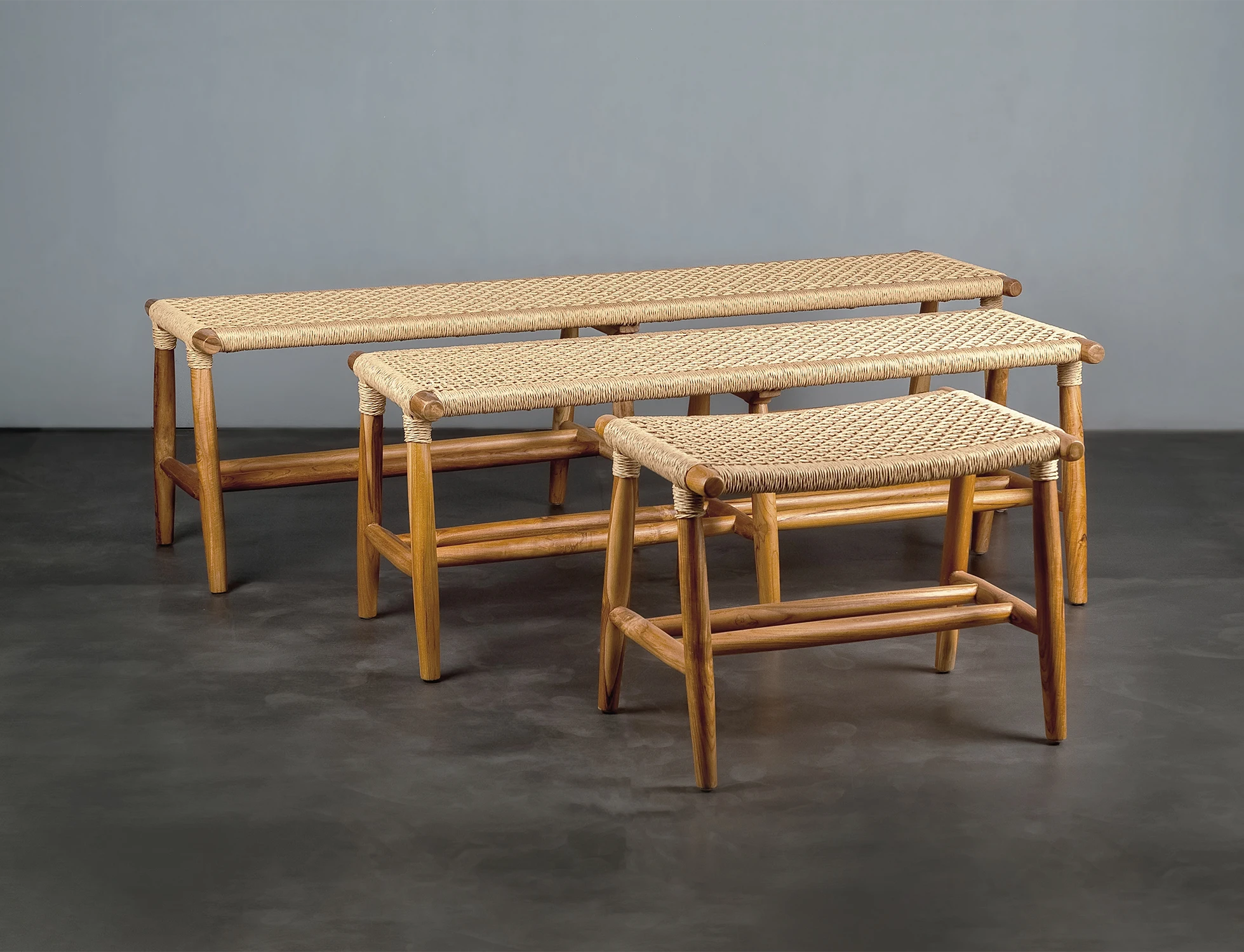 Tabu-Design-STL26-LAYAR-Ottoman-teak-loom-ambiance1