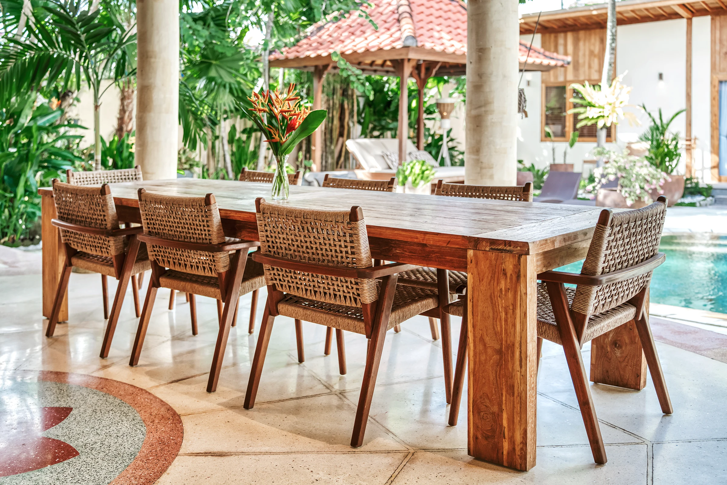 tabu-design-ch153-manu-chair-teak-loom-ambiance1