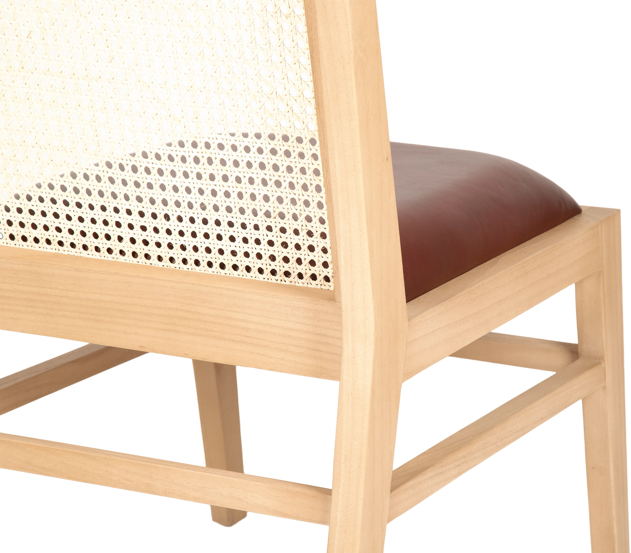 tabu-design-ch179-lion-chair-wood-rattan-chocolate-leather-5