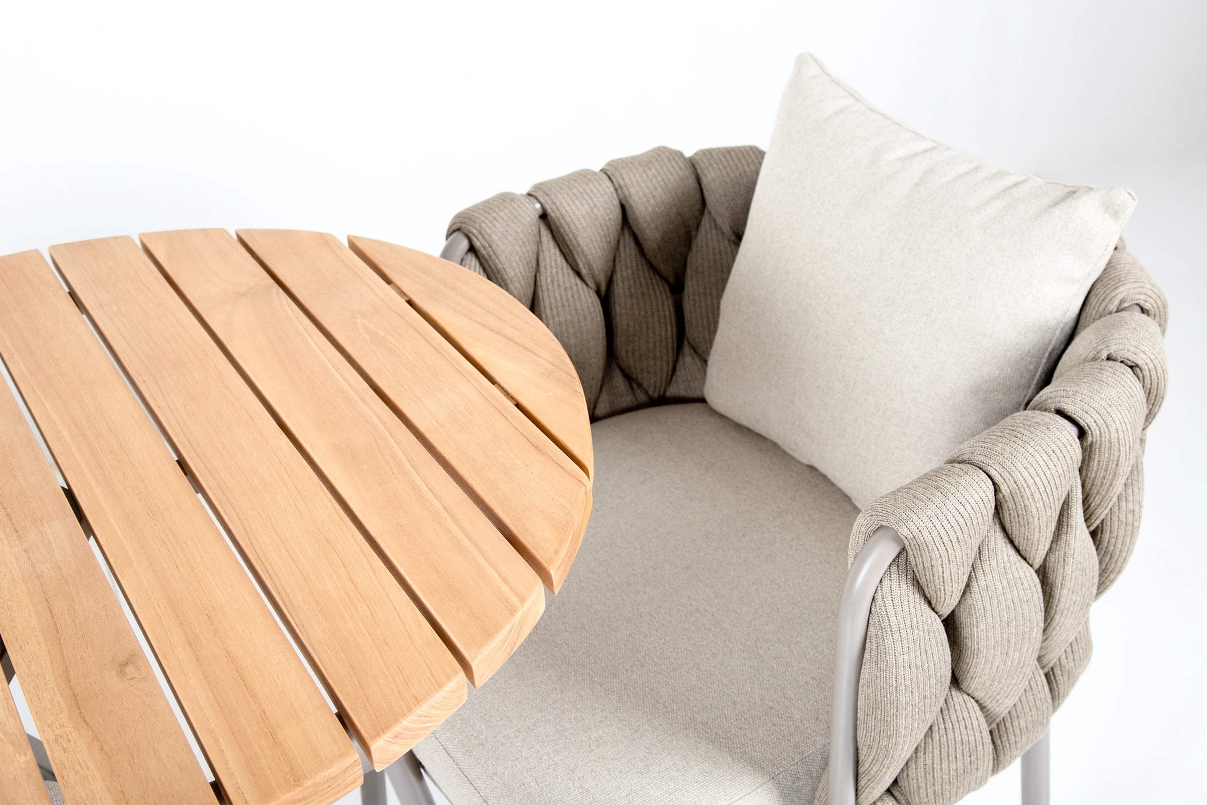 tabu-design-ch186-secrets-chair-metal-synthetic-fabric-cushion-ambiance3