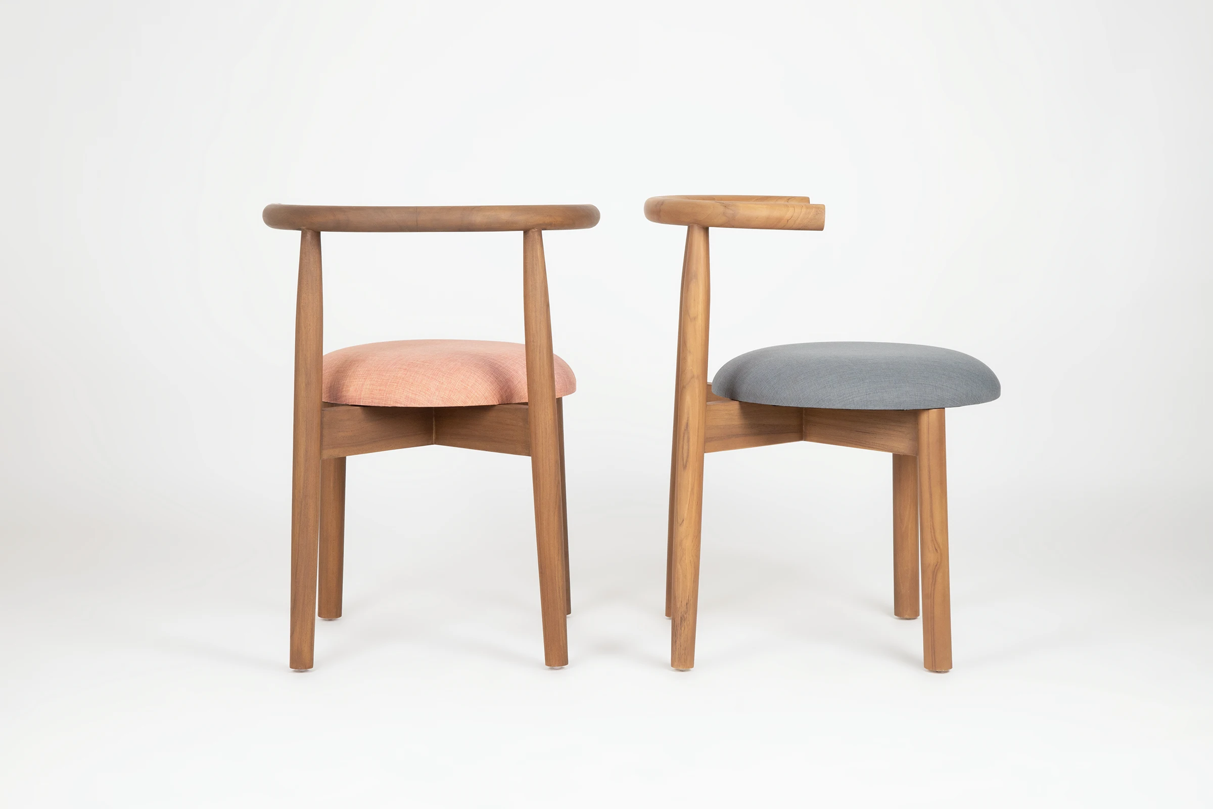 tabu-design-ch203-dill-chair-teak-fabric-ambiance1