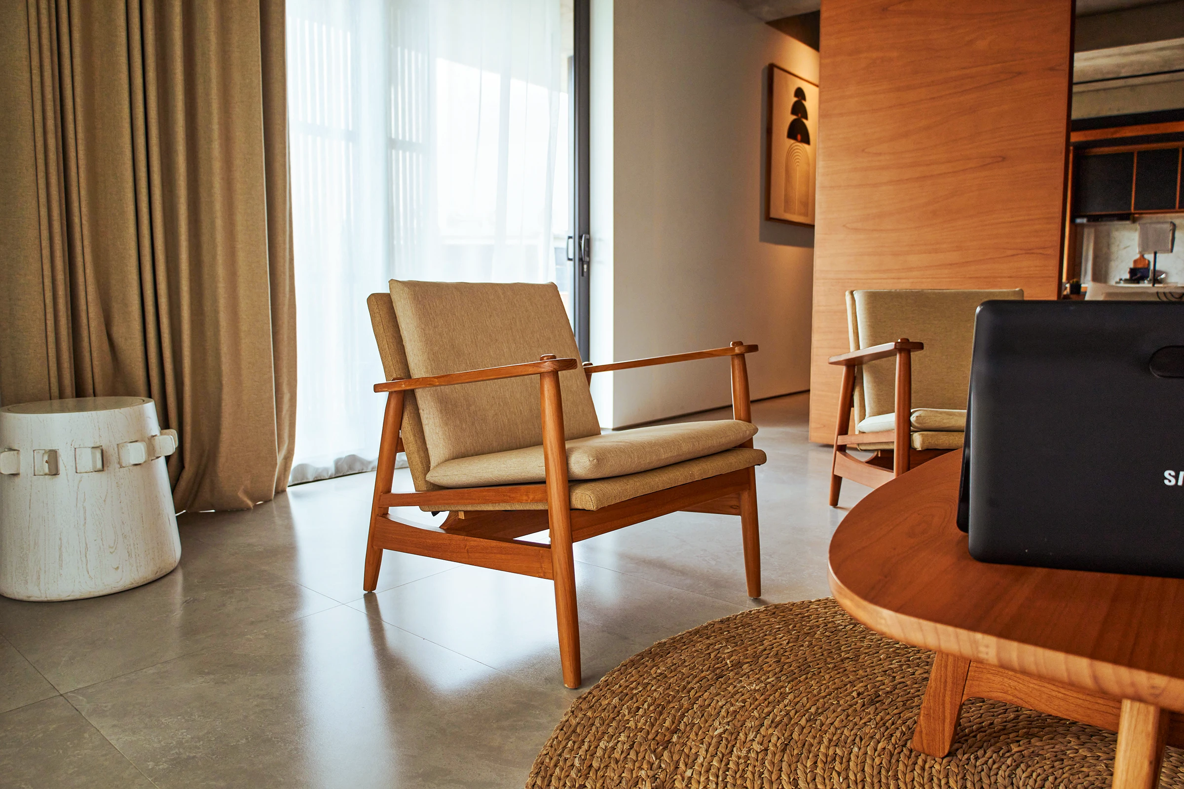 tabu-design-chl83-jeng-lounge-chair-teak-fabric-ambiance2