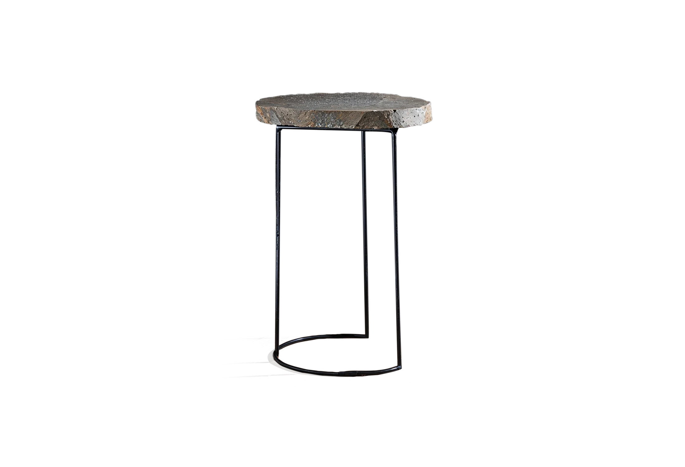 Tabu-design-aux9-Mets-10-high-auxiliar-table-metal-grey-stone-1