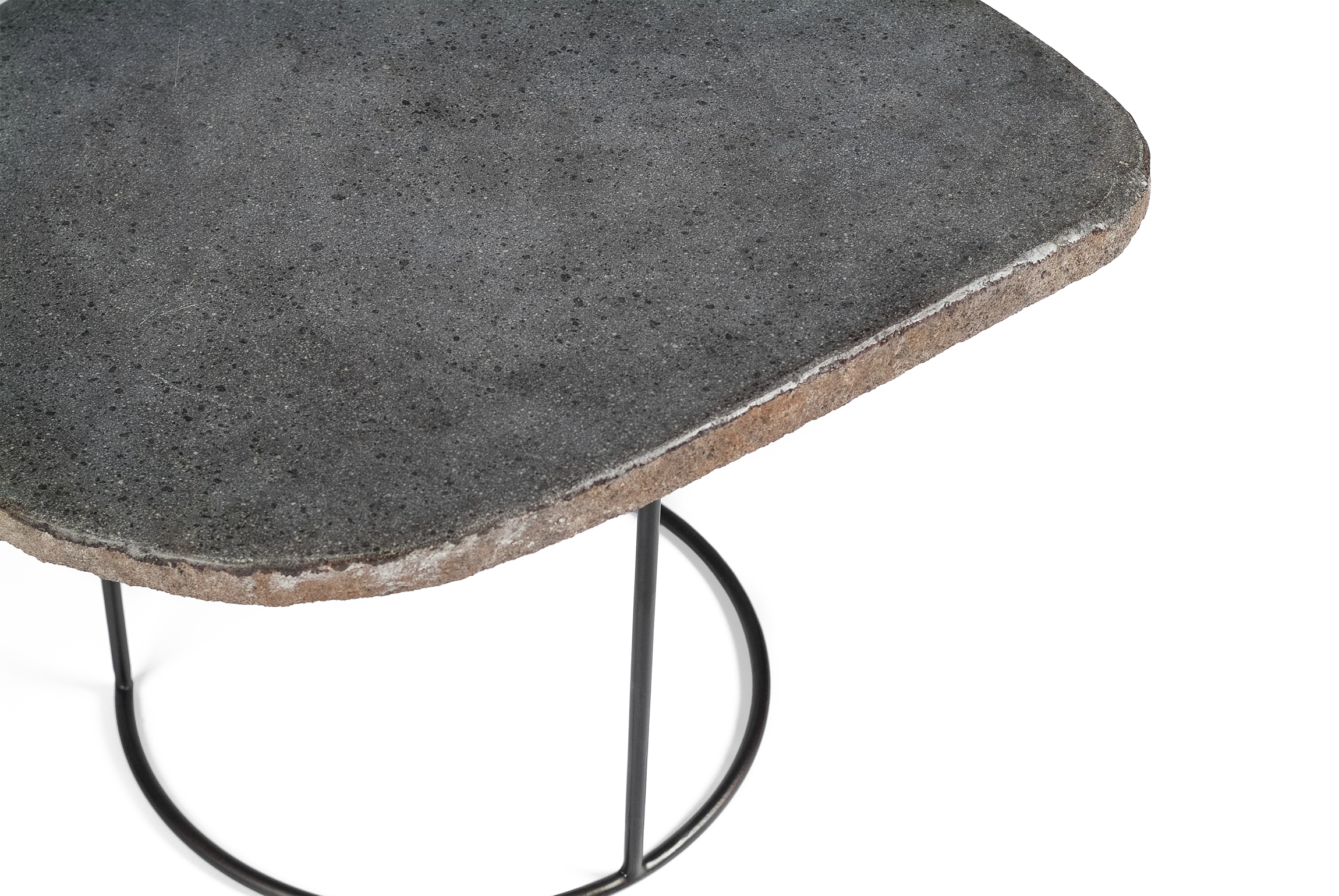 Tabu-design-aux9-Mets-10-low-auxiliar-table-metal-grey-stone-3