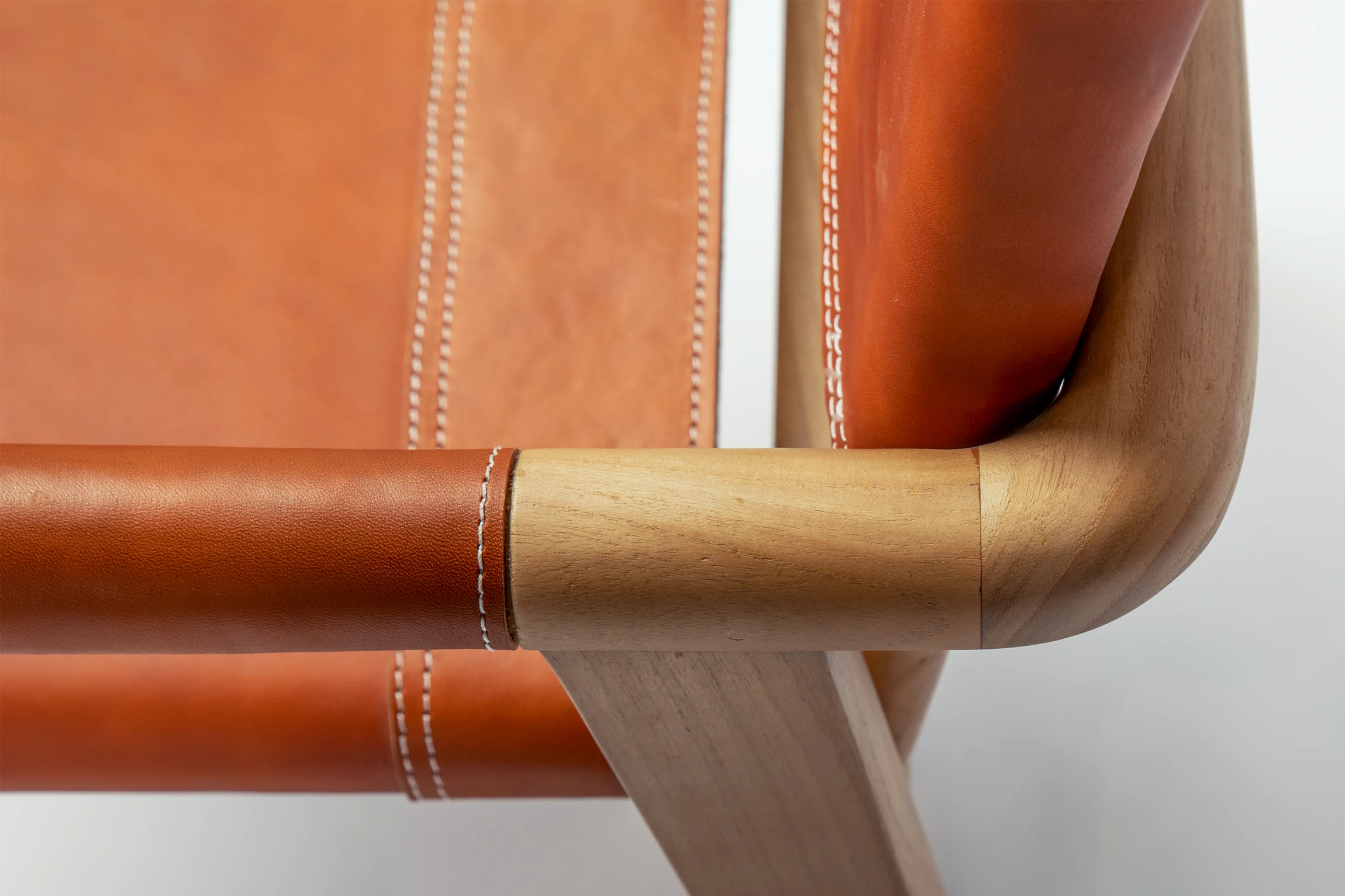 2-Leather-Collection-Pabs-Dining-chair