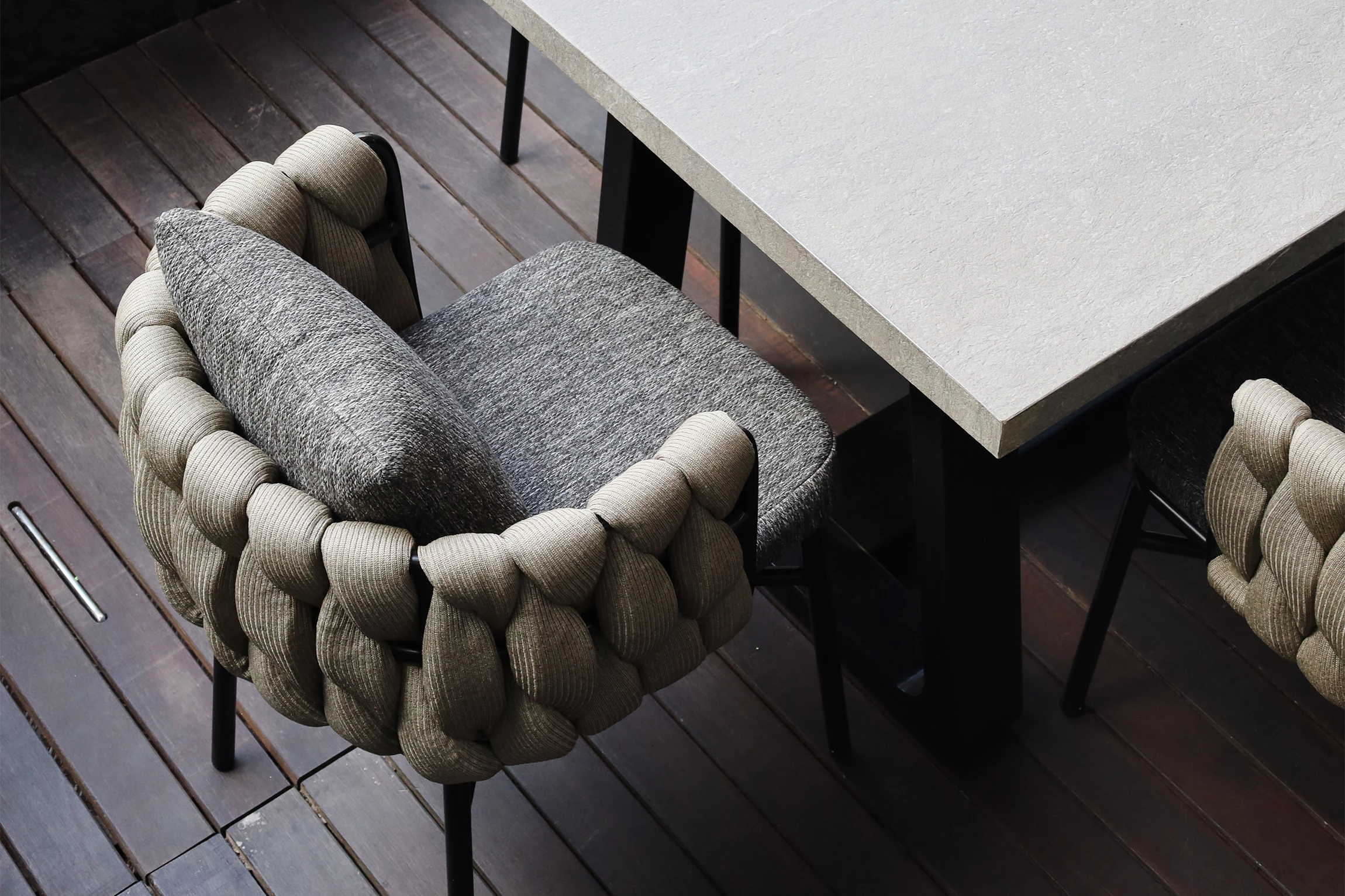 Upholstery-Collection-Richi-Chair-zoom
